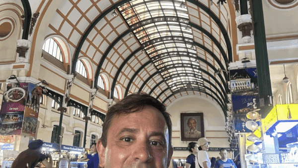 Correo Central de Ho Chi Minh en Vietnam