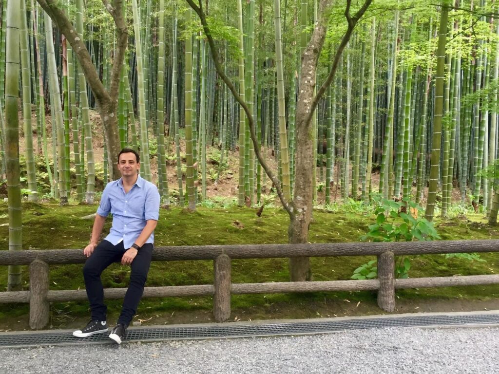 Arashiyama Bamboo Forest, mis viajes increíbles, bosque de bamboos, guillermo daniel garcia lu bello, guillermo daniel garcia, guille garcia, guillermo daniel garcia youtuber, travel vlogger